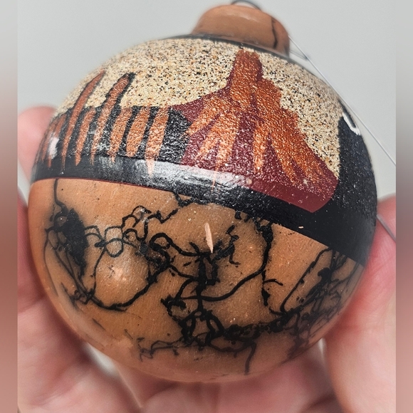 Indian Navajo Art Hand Made Clay Horse Hair Christmas Ornament By Elsie V Signed - Picture 4 of 11